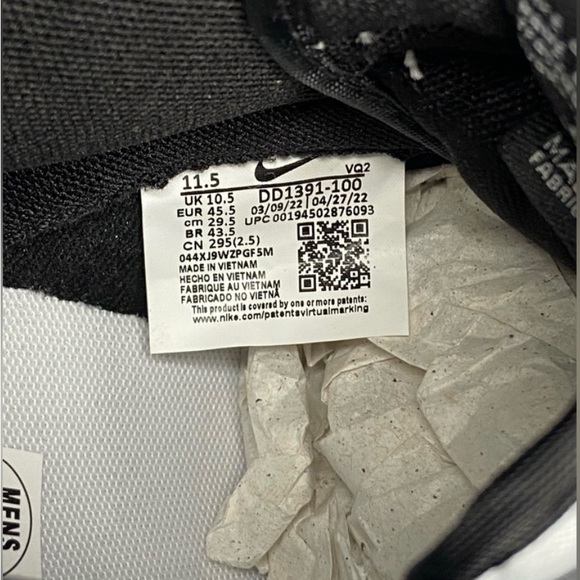 Nike Dunk Low Retro Pandas Size 11.5 - NWT - Picture 6 of 6